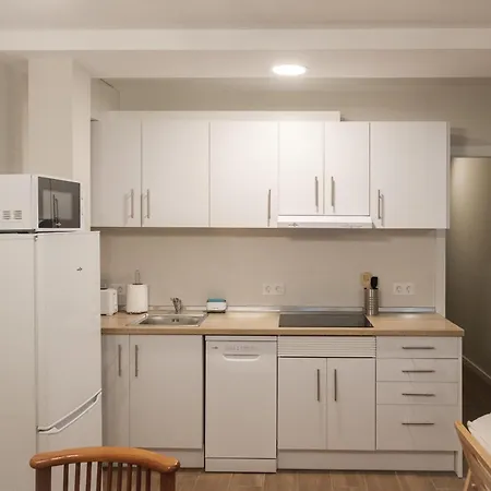 Apartment Casa Cantara, 1-patio 2-moreria 3-atico Tronchon