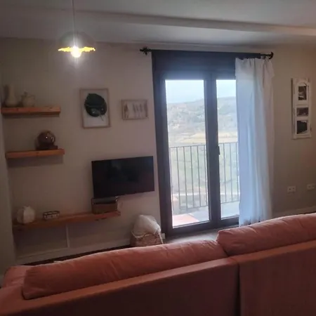 Casa Cantara, 1-patio 2-moreria 3-atico Tronchon