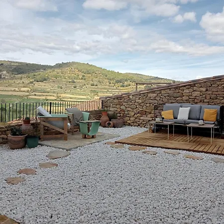 Casa Cantara, 1-patio 2-moreria 3-atico * Tronchon