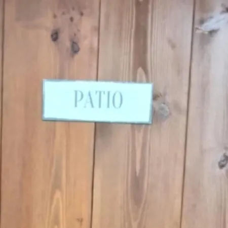 Apartment Casa Cantara, 1-patio 2-moreria 3-atico Tronchon