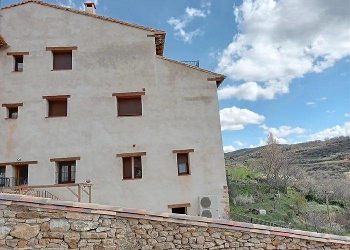 Casa Cantara, 1-patio 2-moreria 3-atico * Tronchon