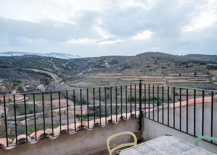 Casa Cantara, 1-patio 2-moreria 3-atico * Tronchon