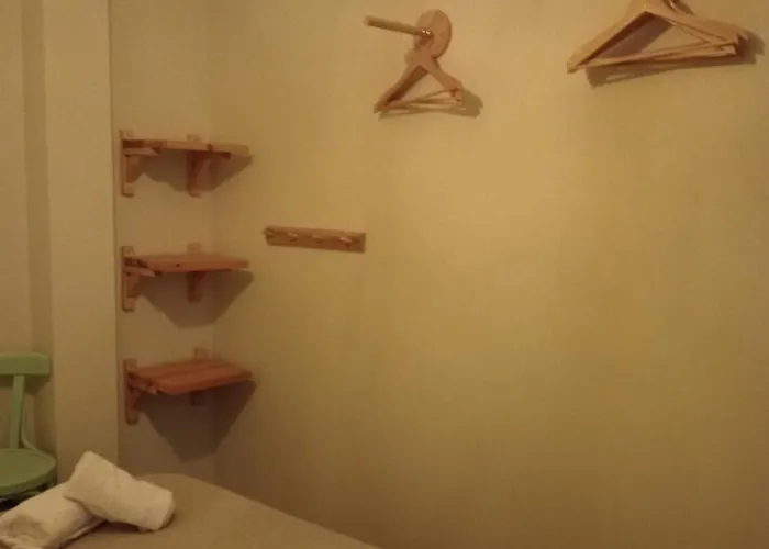 Casa Cantara, 1-patio 2-moreria 3-atico Tronchon